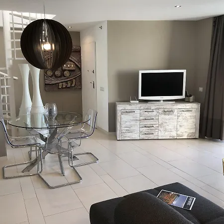 Luxury Penthouse Tenerife South Lägenhet